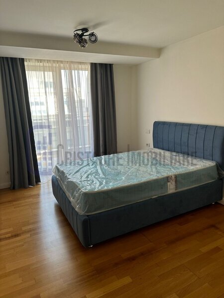 Trei camere, mobilat si utilat modern, fara comision! apartament tip penthouse,